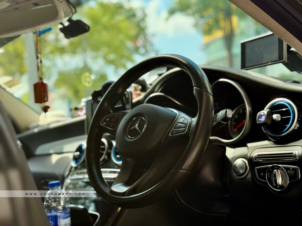 Mercedes-Benz C-Class C200 Avantgarde - Image 3